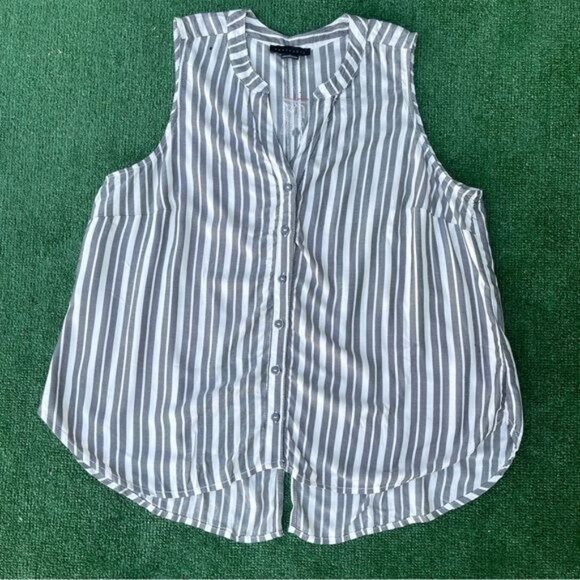 Sanctuary Striped Sleeveless Button Front Top Size 1X - Picture 5 of 9